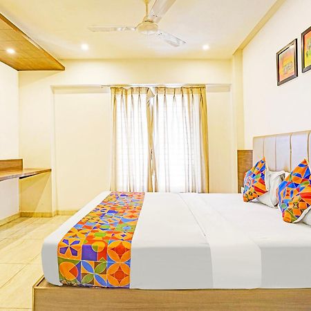 Fabhotel Prime Sky Light Vadodara Bagian luar foto