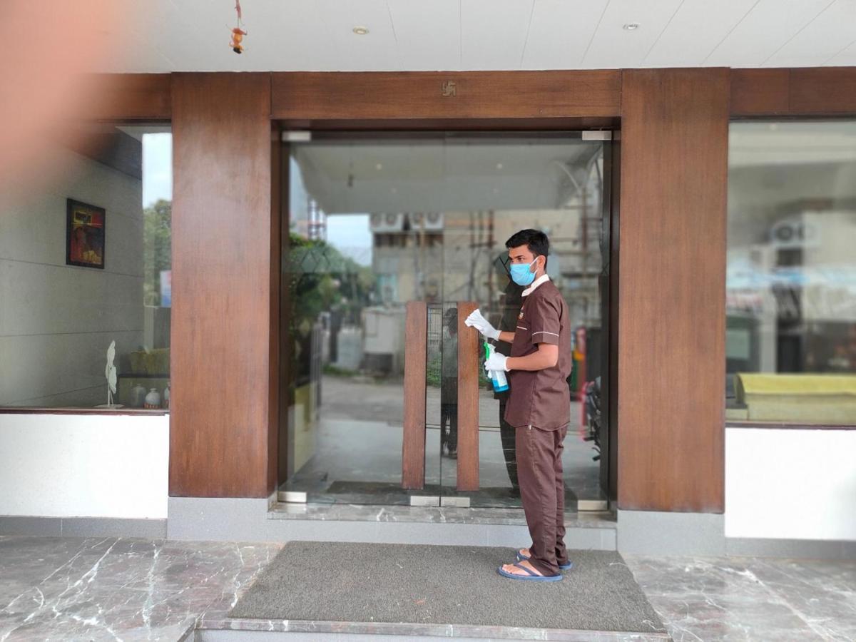Fabhotel Prime Sky Light Vadodara Bagian luar foto