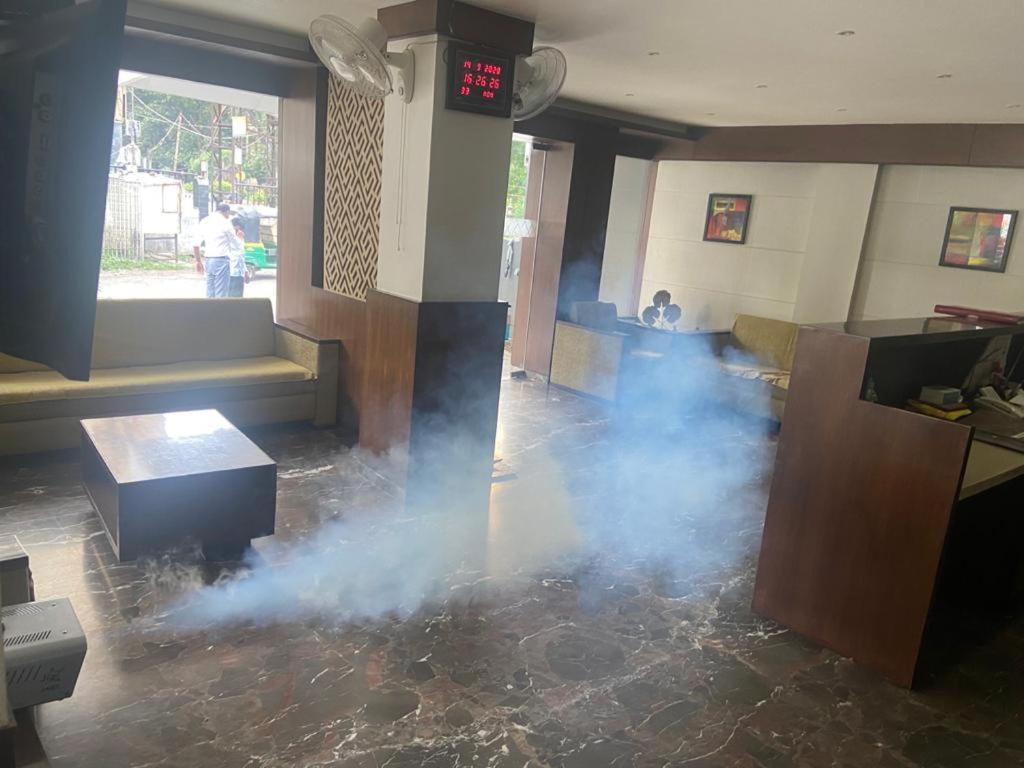 Fabhotel Prime Sky Light Vadodara Bagian luar foto