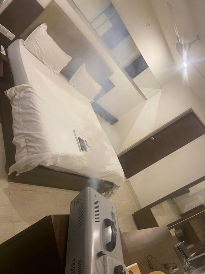 Fabhotel Prime Sky Light Vadodara Bagian luar foto