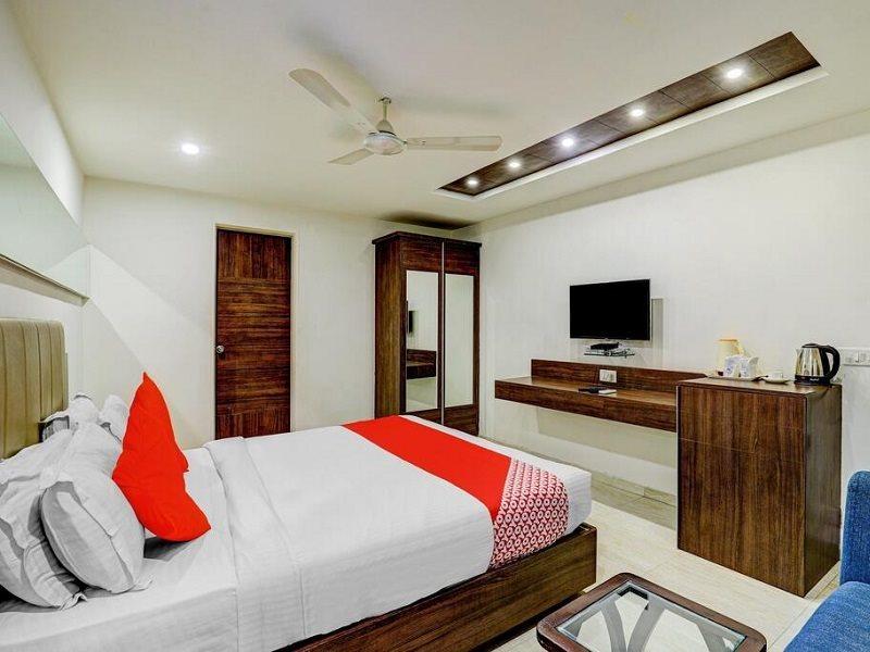 Fabhotel Prime Sky Light Vadodara Bagian luar foto